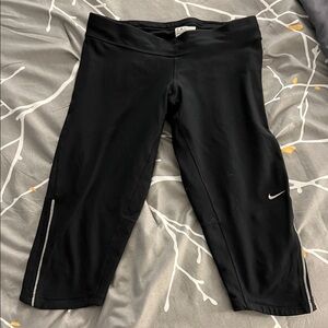 Nike Kids Black Capri Leggings